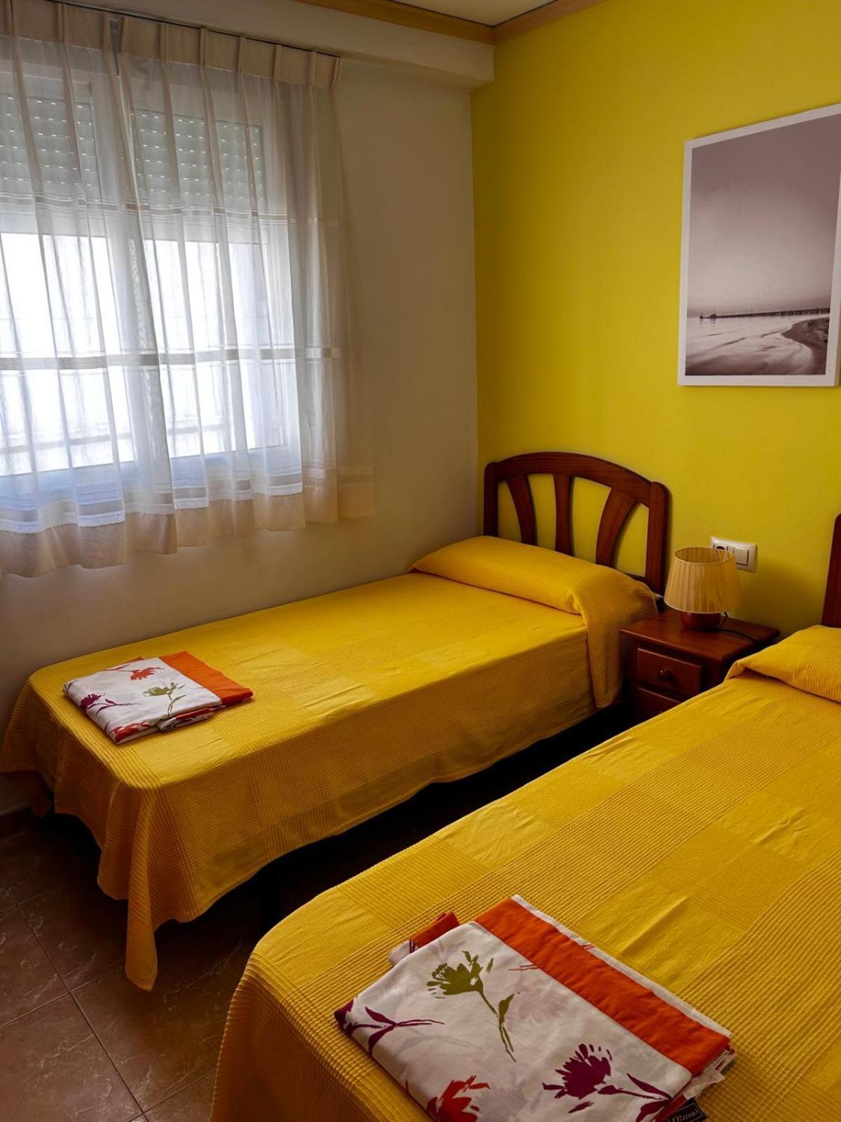 Apartamentos Inter Gandia Playa Екстер'єр фото
