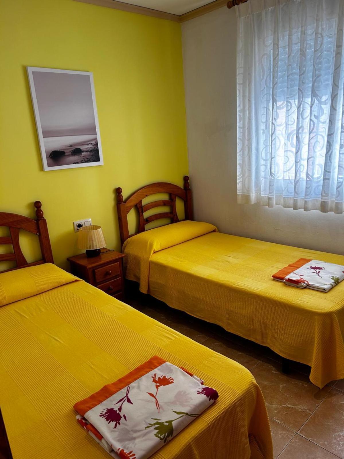 Apartamentos Inter Gandia Playa Екстер'єр фото